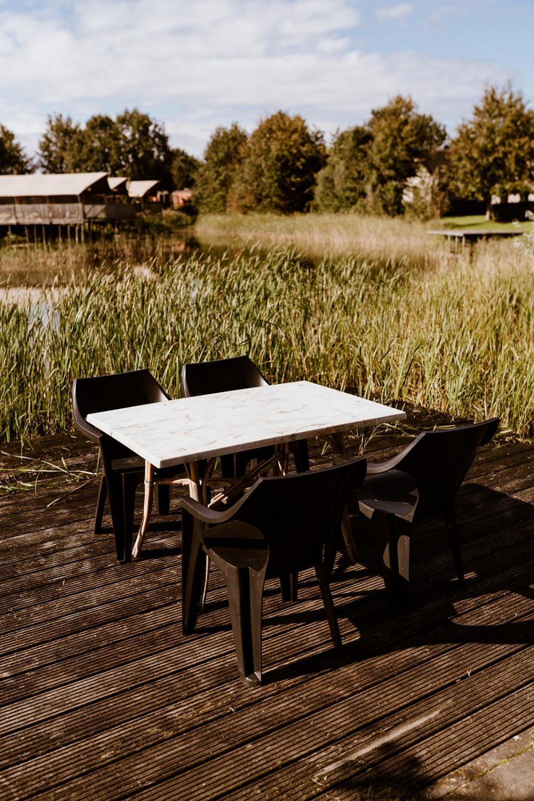 Vakantiepark Eigen Wijze Bant Exteriör bild