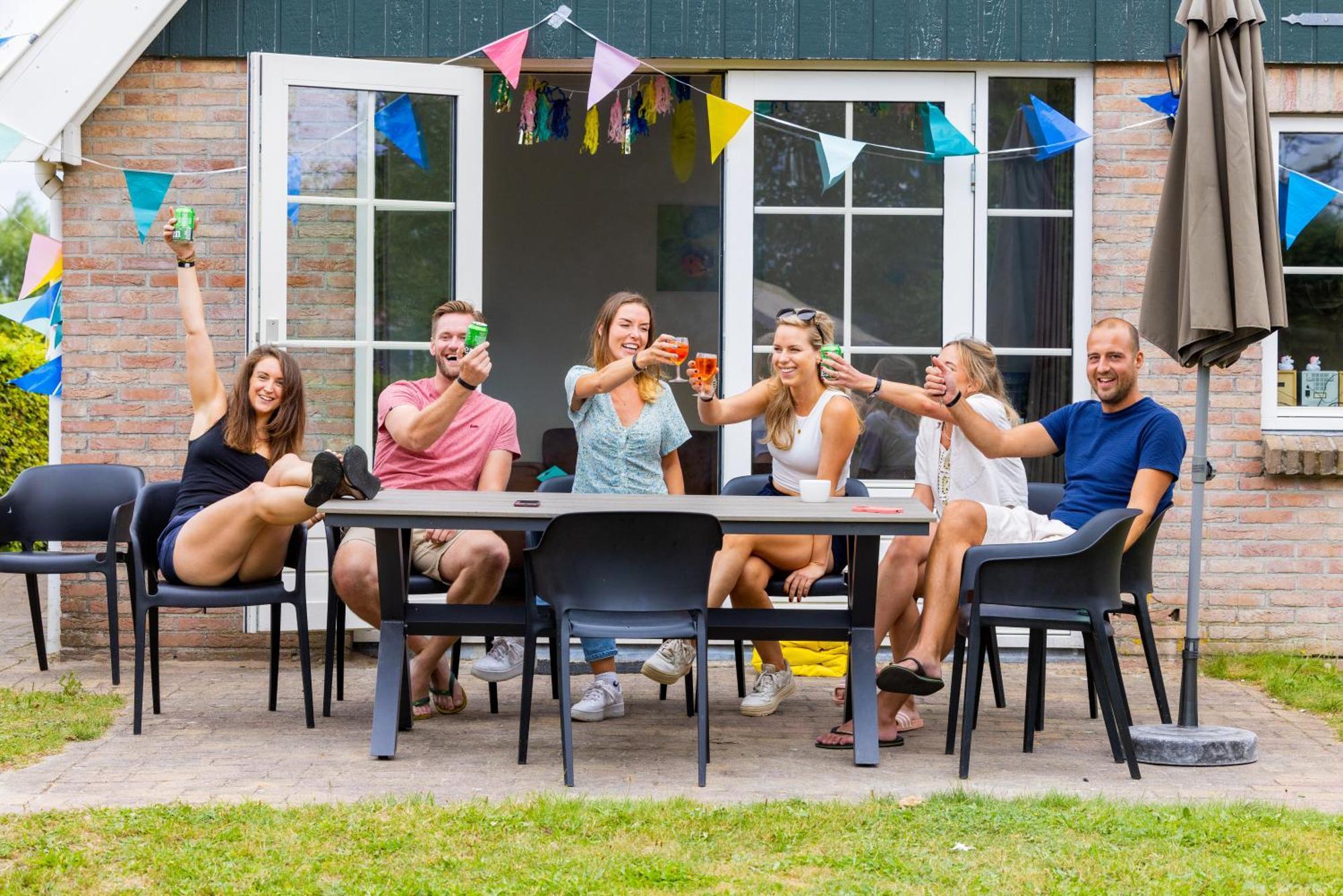 Vakantiepark Eigen Wijze Bant Exteriör bild