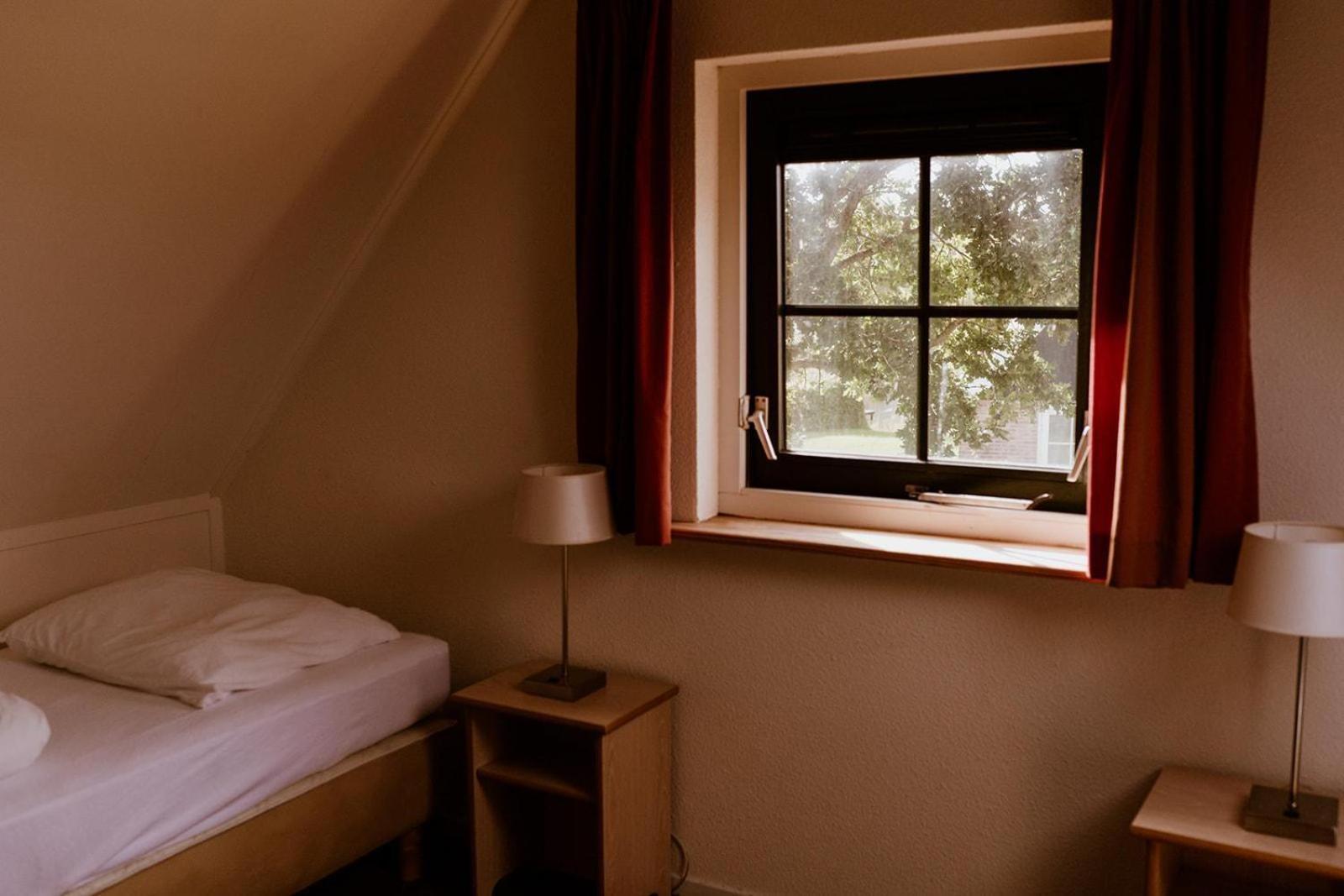 Vakantiepark Eigen Wijze Bant Exteriör bild